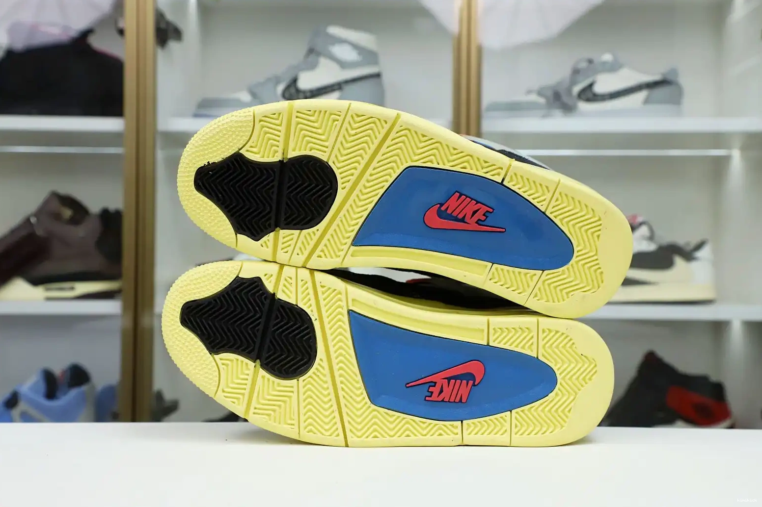 X NOIR' RETRO Kimikick UNION LA AIR 4 'OFF JORDAN 0527